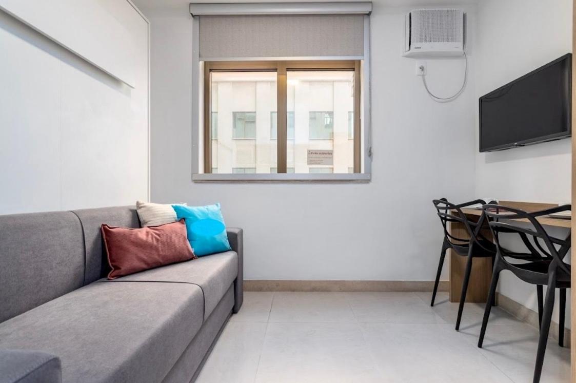 Apartamento Deluxe Piscina E Ar Condicionado *